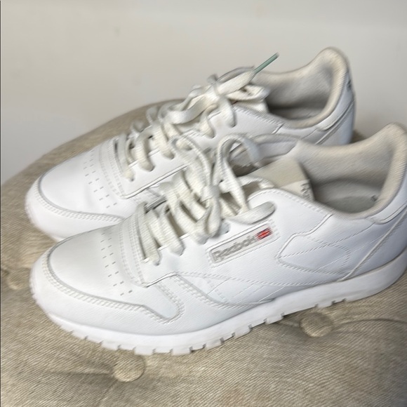 Reebok Classic White Leather Sneakers - Picture 3 of 7
